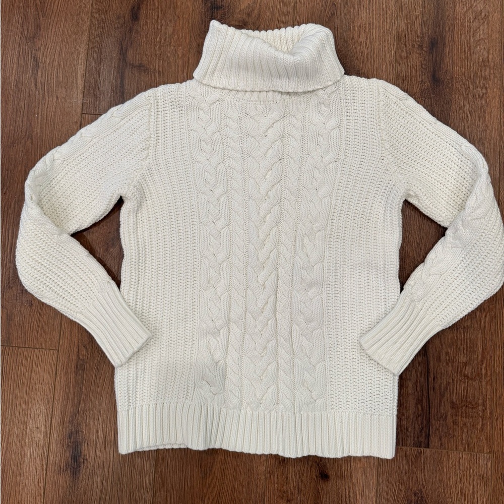 Gap Sweater size medium